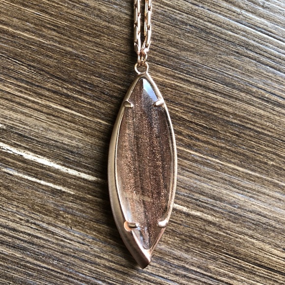 Kendra Scott Jewelry - Kendra Scott Gold Necklace, NWOT